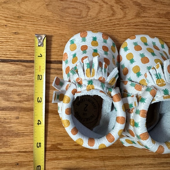 Freshly Picked Moccasin Baby Shoe - Picture 3 of 6